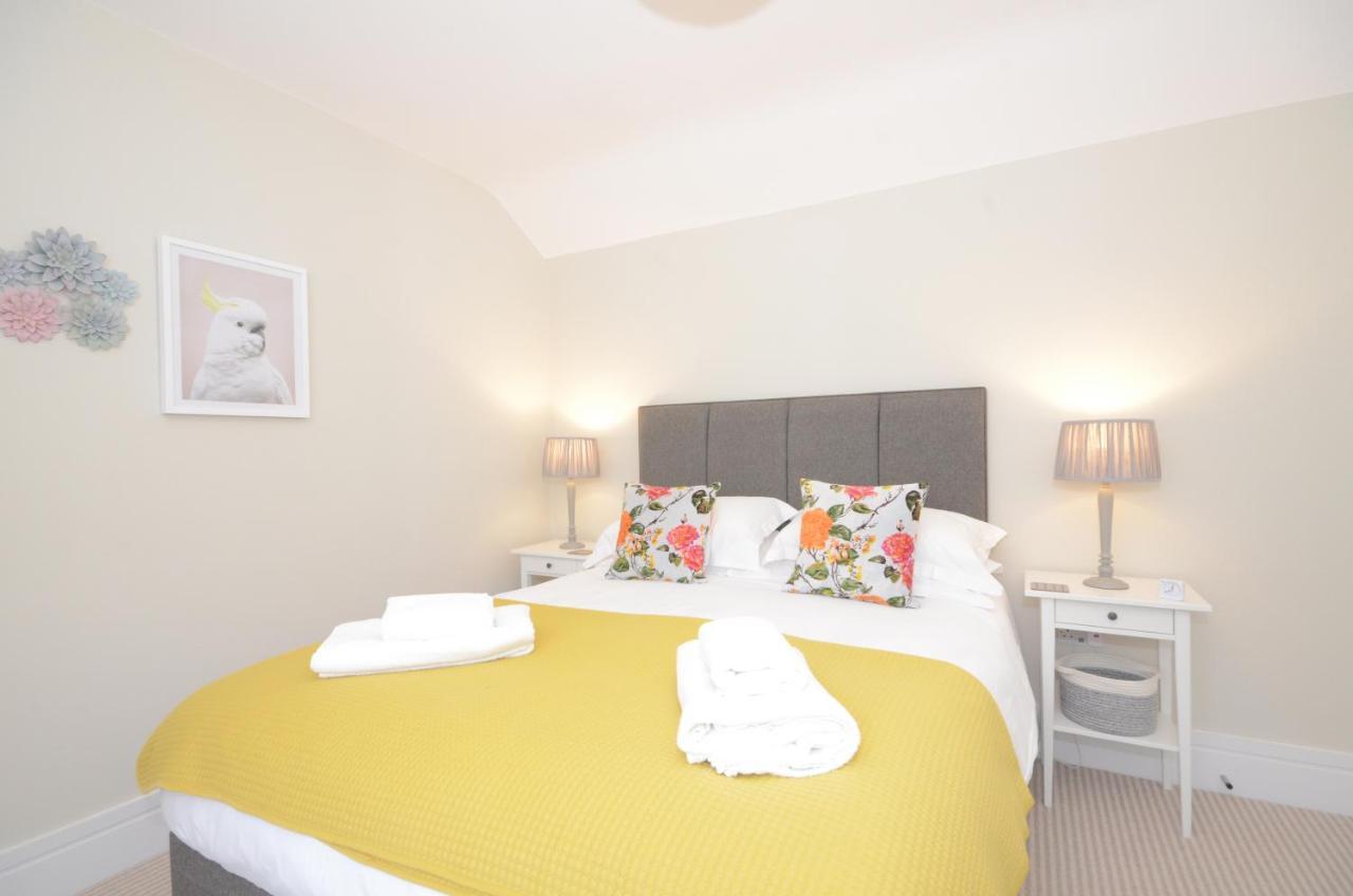 The Mews - 2 Bedroom Luxury, Spacious House With Free Parking York Exterior foto