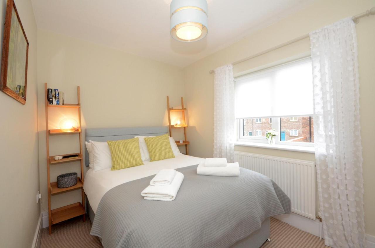 The Mews - 2 Bedroom Luxury, Spacious House With Free Parking York Exterior foto
